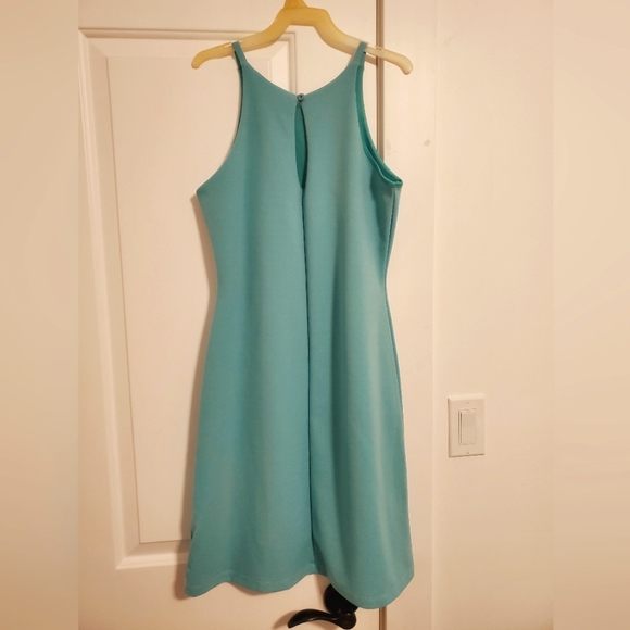 Turquoise fitted dress - Picture 2 of 8
